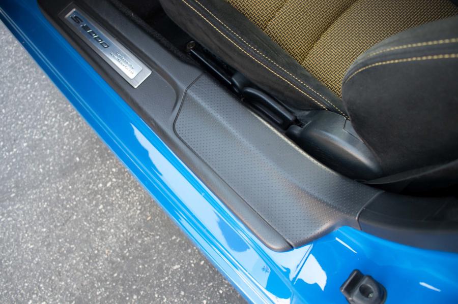 Детали интерьера Honda S2000 CR (AP2) 2008 года  (фото 101 из 180)
